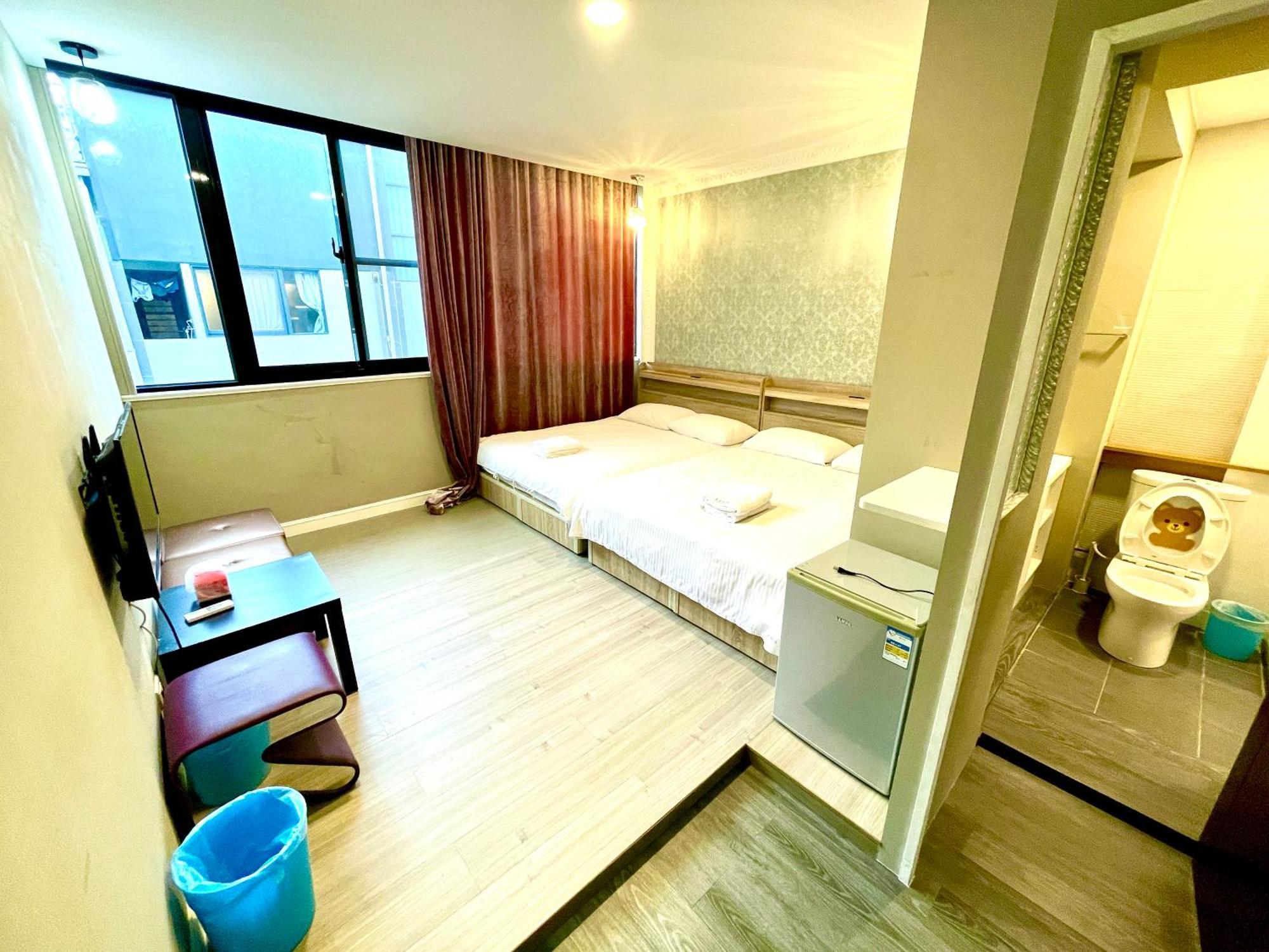Fengchia Oslo Hotel Tajcshung Kültér fotó